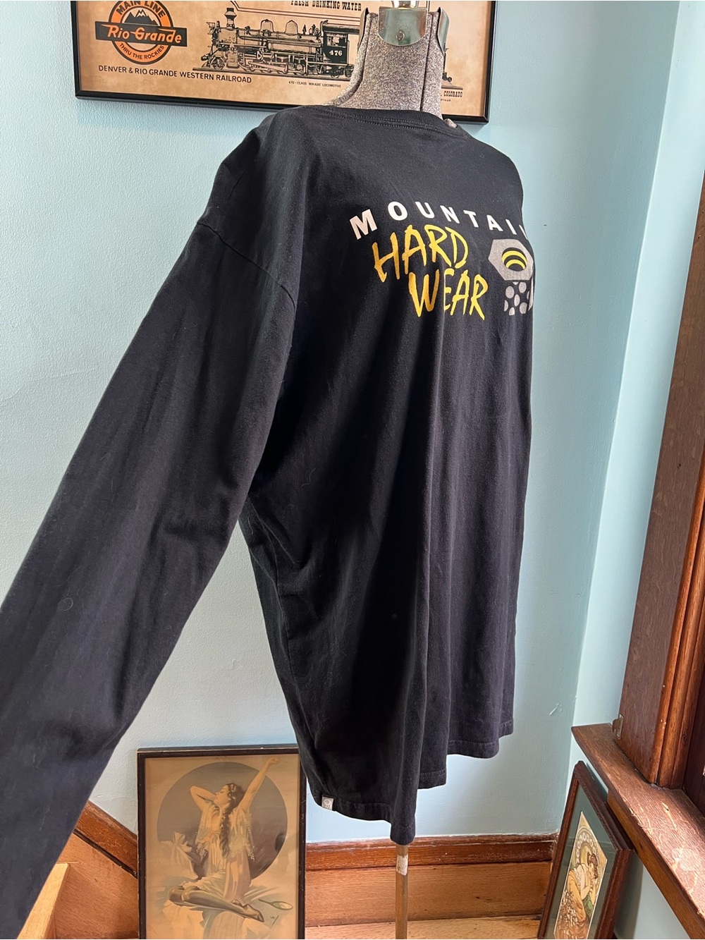 Mountain Hardwear Black Long-Sleeve Tee with Yellow & White Logo